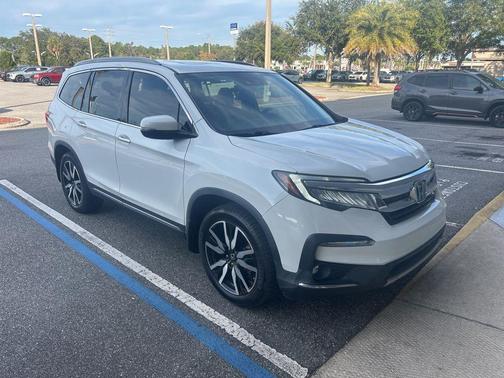 2021 Honda Pilot Touring 8-Passenger