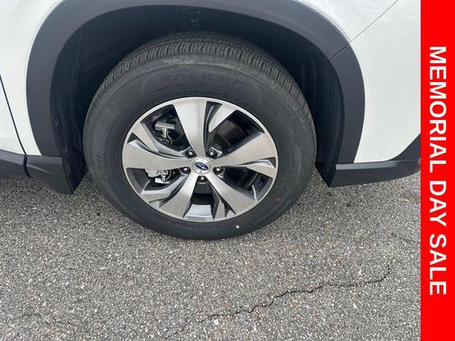 Crystal White Pearl 2025 Subaru Ascent Premium 7-Passenger