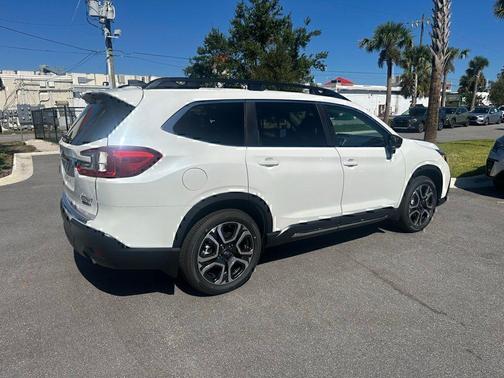 2025 Subaru Ascent Limited 8-Passenger