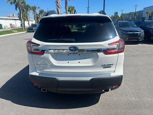 2025 Subaru Ascent Limited 8-Passenger