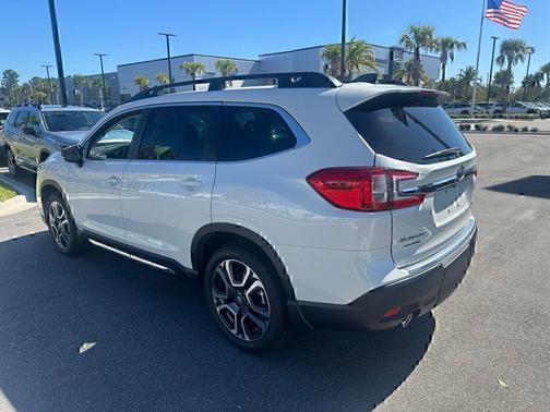 2025 Subaru Ascent Limited 8-Passenger