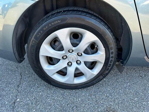 2013 Mazda Mazda3 i Sport