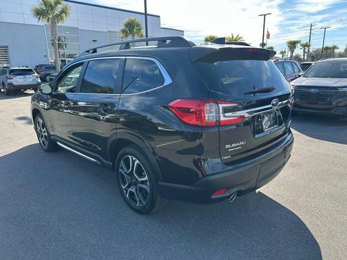2026 Subaru Ascent Limited 8-Passenger