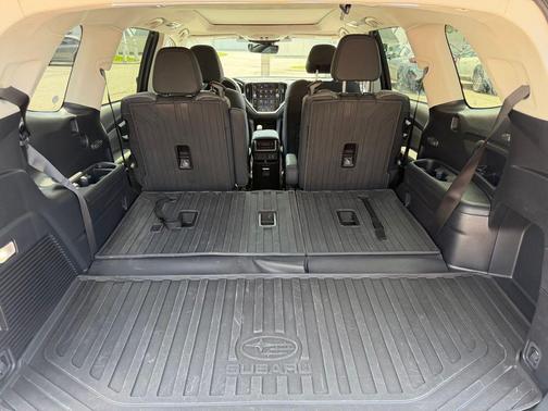 Crystal White 2025 Subaru Ascent Onyx Edition 7-Passenger