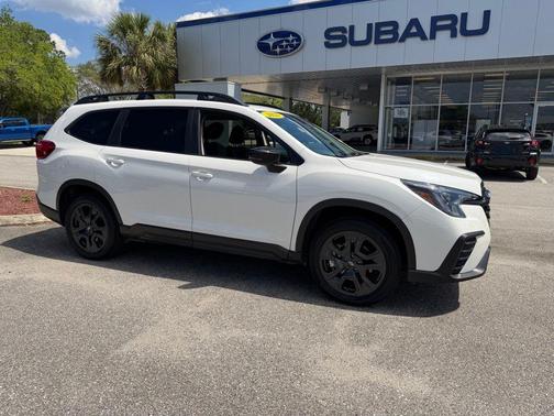 Crystal White 2025 Subaru Ascent Onyx Edition 7-Passenger