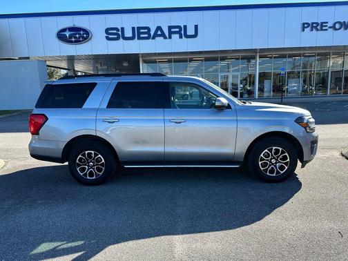 2023 Ford Expedition XLT