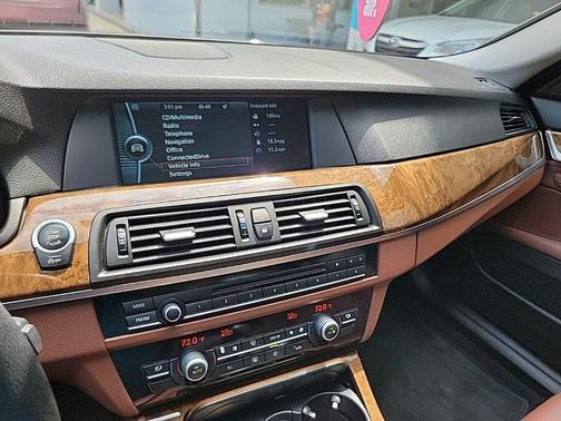 Mojave 2012 BMW 528 528i
