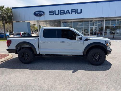 Avalanche 2024 Ford F-150 Raptor