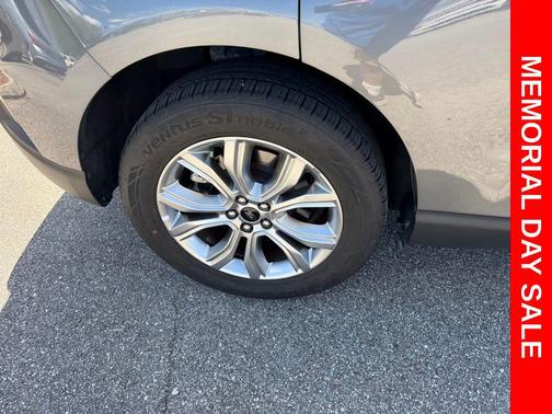 Carbonized Gray Metallic 2024 Ford Edge Titanium