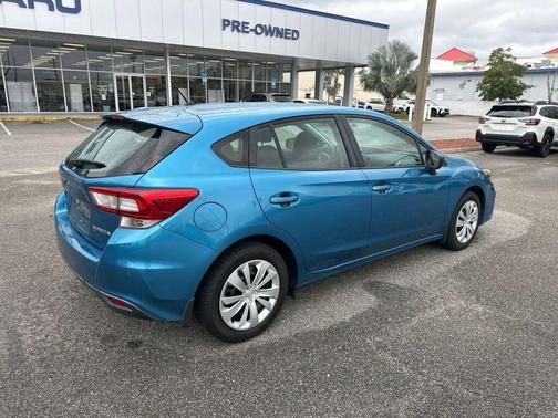 2019 Subaru Impreza 2.0i
