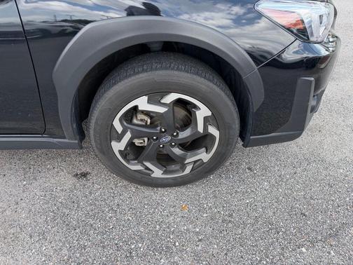 Crystal Black Silica 2023 Subaru Crosstrek Limited
