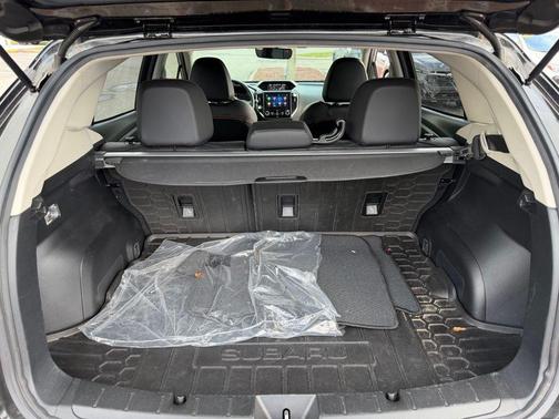 Crystal Black Silica 2023 Subaru Crosstrek Limited