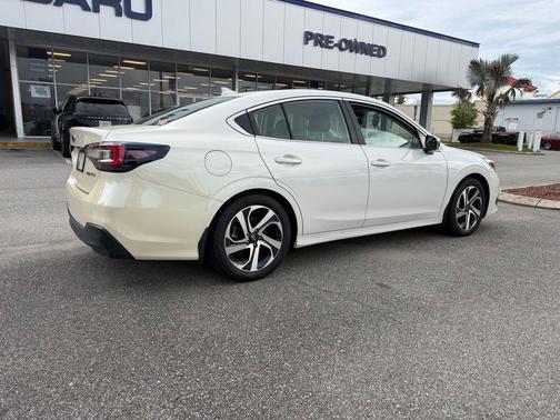 Crystal White Pearl 2020 Subaru Legacy Limited