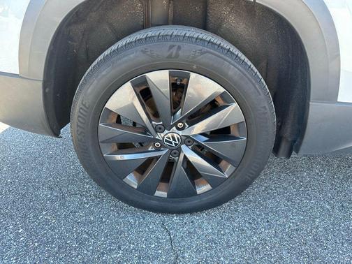 2022 Volkswagen Taos 1.5T S