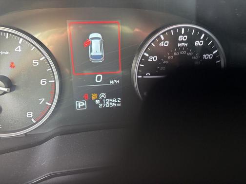 Crystal White Pearl 2024 Subaru Outback Premium