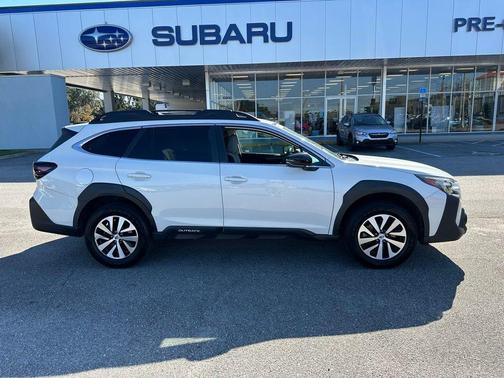 2023 Subaru Outback Premium