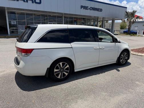 White Diamond Pearl 2015 Honda Odyssey Touring
