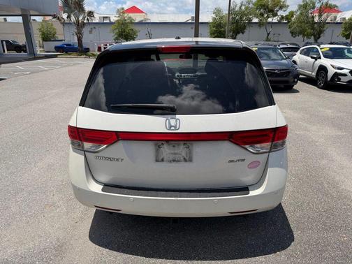 White Diamond Pearl 2015 Honda Odyssey Touring