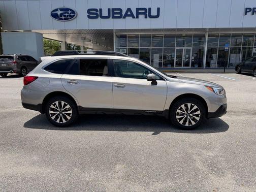 Tungsten Metallic 2017 Subaru Outback 2.5i Limited
