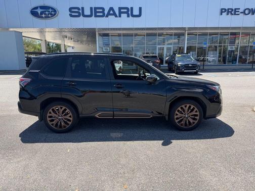 Crystal Black Silica 2025 Subaru Forester Sport