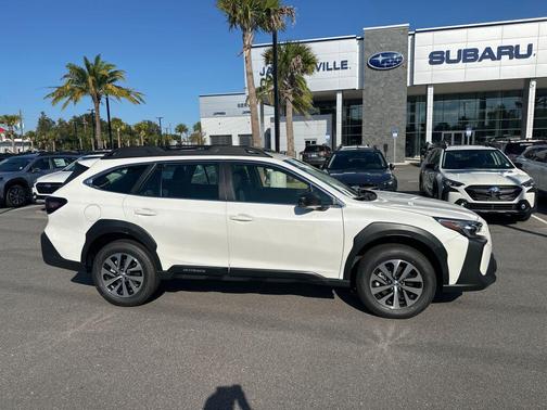 2025 Subaru Outback Base