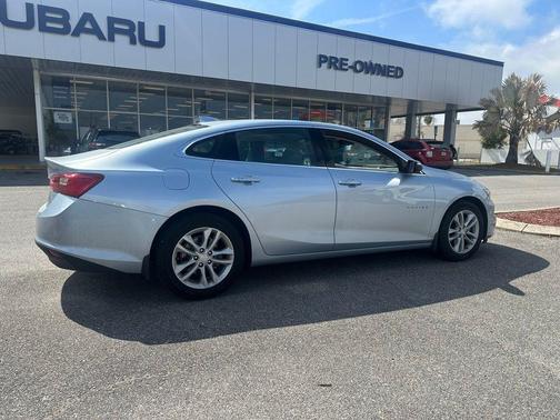 2017 Chevrolet Malibu 1LT