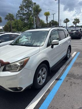 Satin White Pearl 2014 Subaru Forester 2.5i Limited
