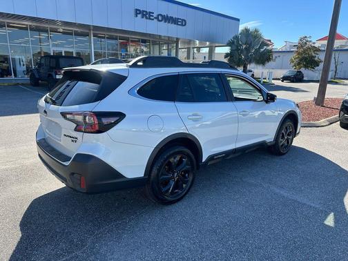 2022 Subaru Outback Onyx Edition XT