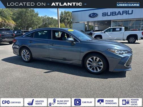 2022 Toyota Avalon XLE