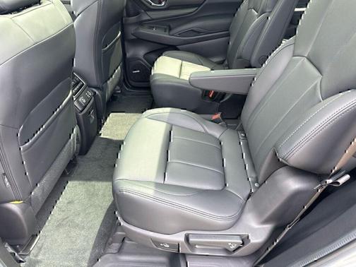 2025 Subaru Ascent Onyx Edition Touring 7-Passenger
