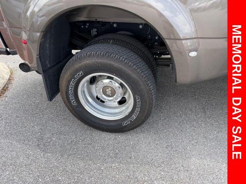 Stone Gray Metallic 2023 Ford F-350 King Ranch