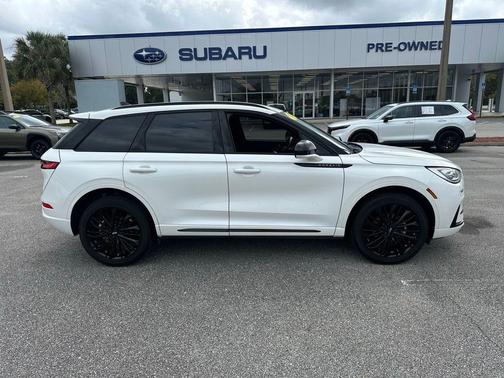 2023 Lincoln Corsair Reserve