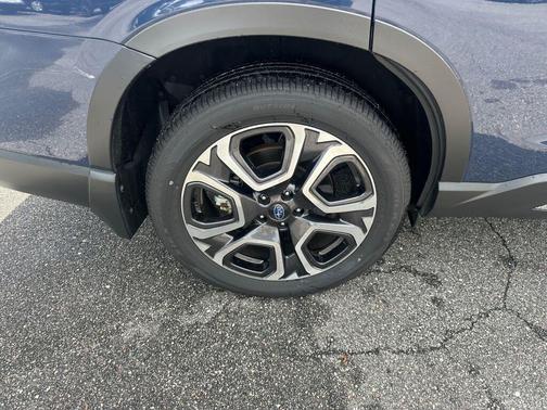 2024 Subaru Ascent Limited 7-Passenger