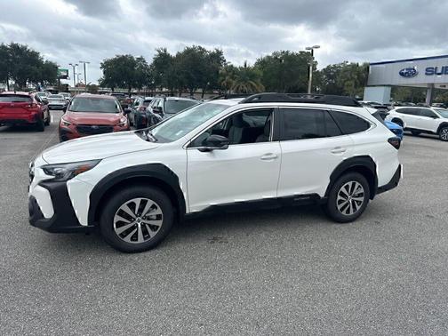 2025 Subaru Outback Premium