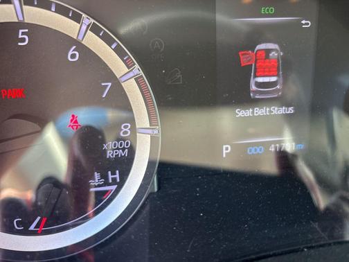 2020 Toyota Highlander LE