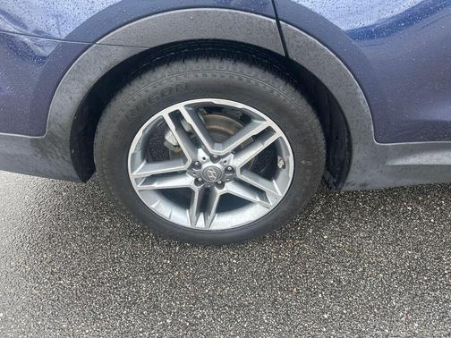 2017 Hyundai SANTA FE SE Ultimate