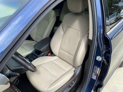 2017 Hyundai SANTA FE SE Ultimate