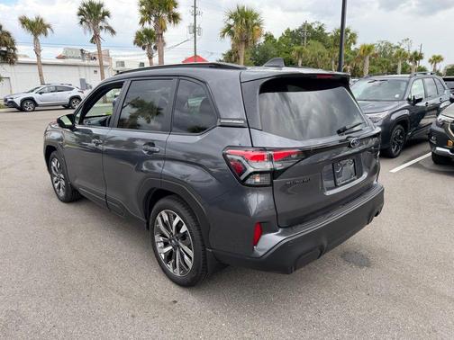 MAGNETITE GRAY METALLIC 2026 Subaru Forester Touring