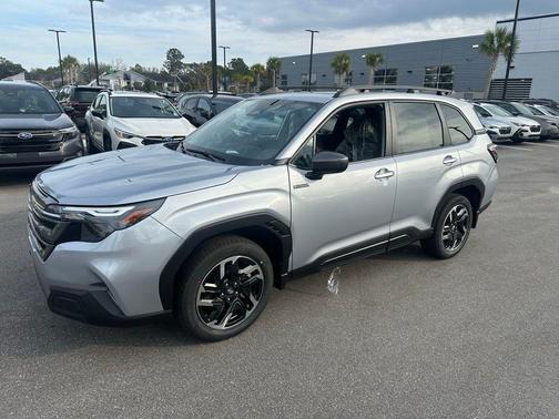 2025 Subaru Forester Hybrid Premium