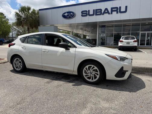 Crystal White Pearl 2024 Subaru Impreza Base