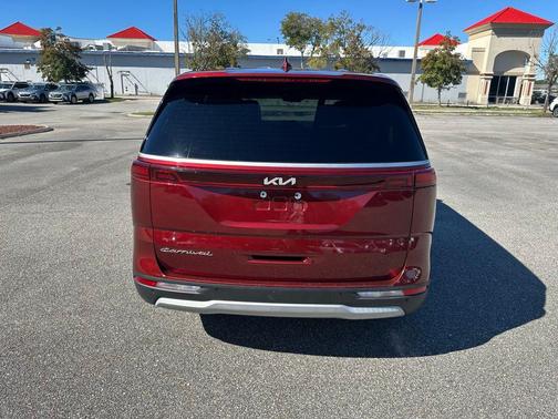 2022 Kia Carnival LXS