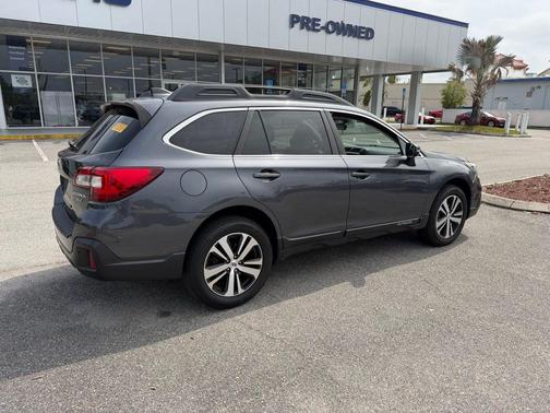 Gray Metallic 2019 Subaru Outback 3.6R Limited
