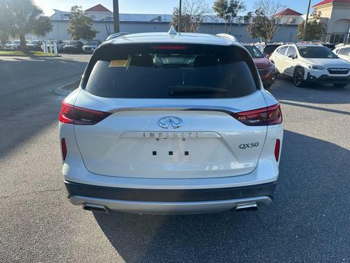 2022 INFINITI QX50 SENSORY