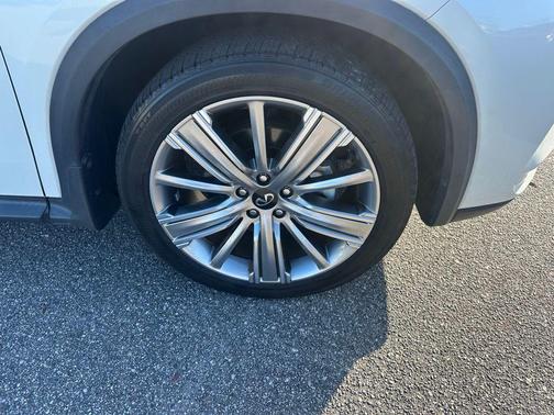 2022 INFINITI QX50 SENSORY