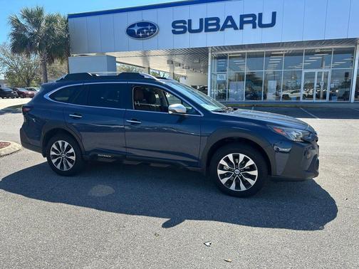 2025 Subaru Outback Touring XT