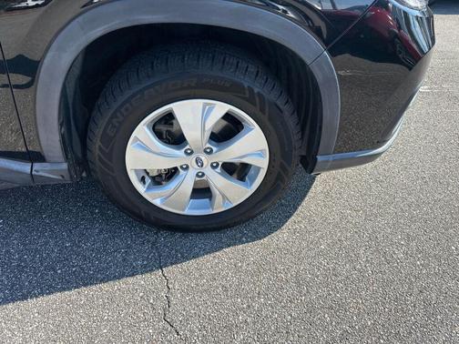 2020 Subaru Ascent Base 8-Passenger