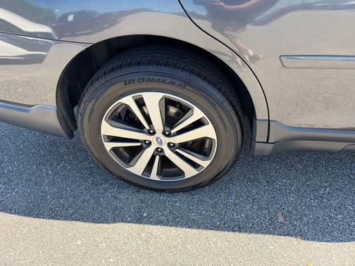 Gray Metallic 2019 Subaru Outback 2.5i Limited