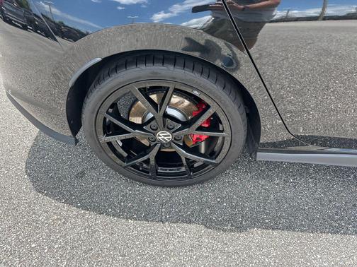 2024 Volkswagen Golf GTI 1.4T TSI