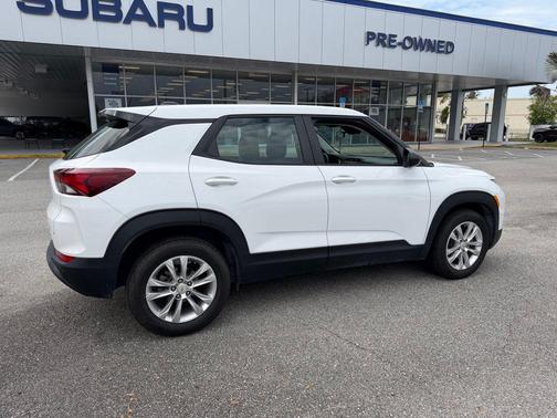 Summit White 2023 Chevrolet Trailblazer LS