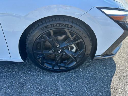 2024 Hyundai ELANTRA N Line